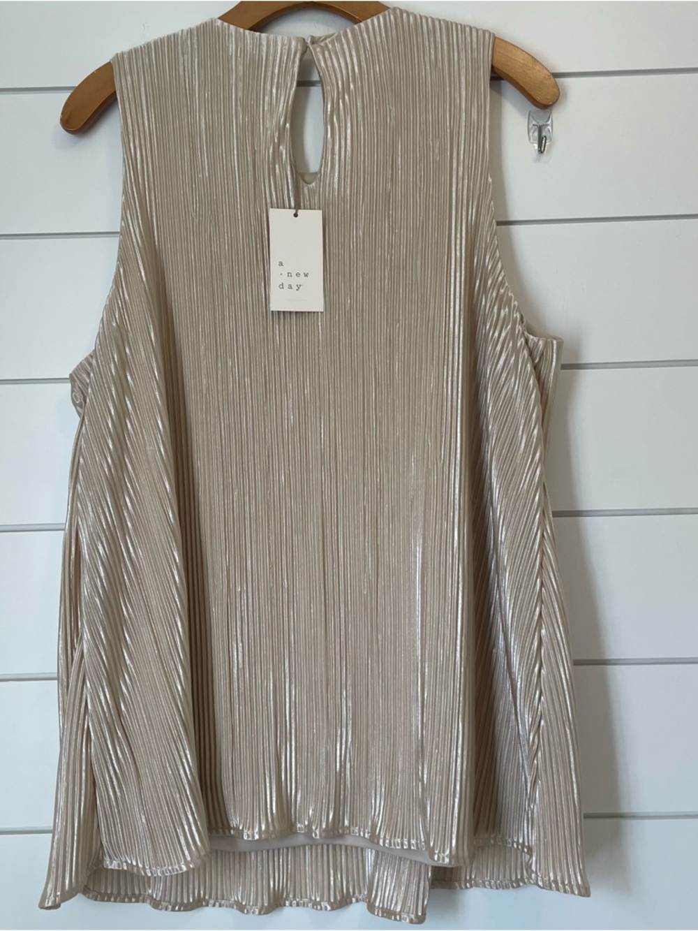 a new day Shimmery Taupe Pleated shell sleeveless tank - Picture 6 of 8